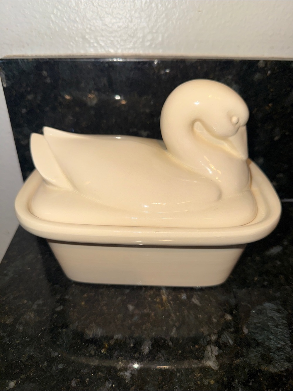 VINTAGE SB Alsace-France Ceramic Swan Dish in Cream